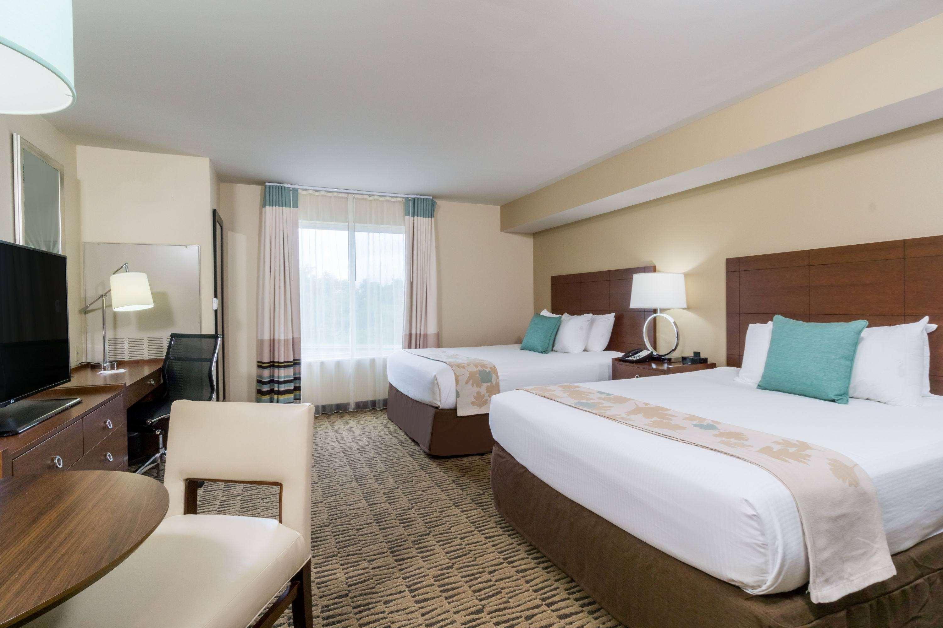 Hawthorn Suites By Wyndham Wheeling At The Highlands Triadelphia Exterior foto