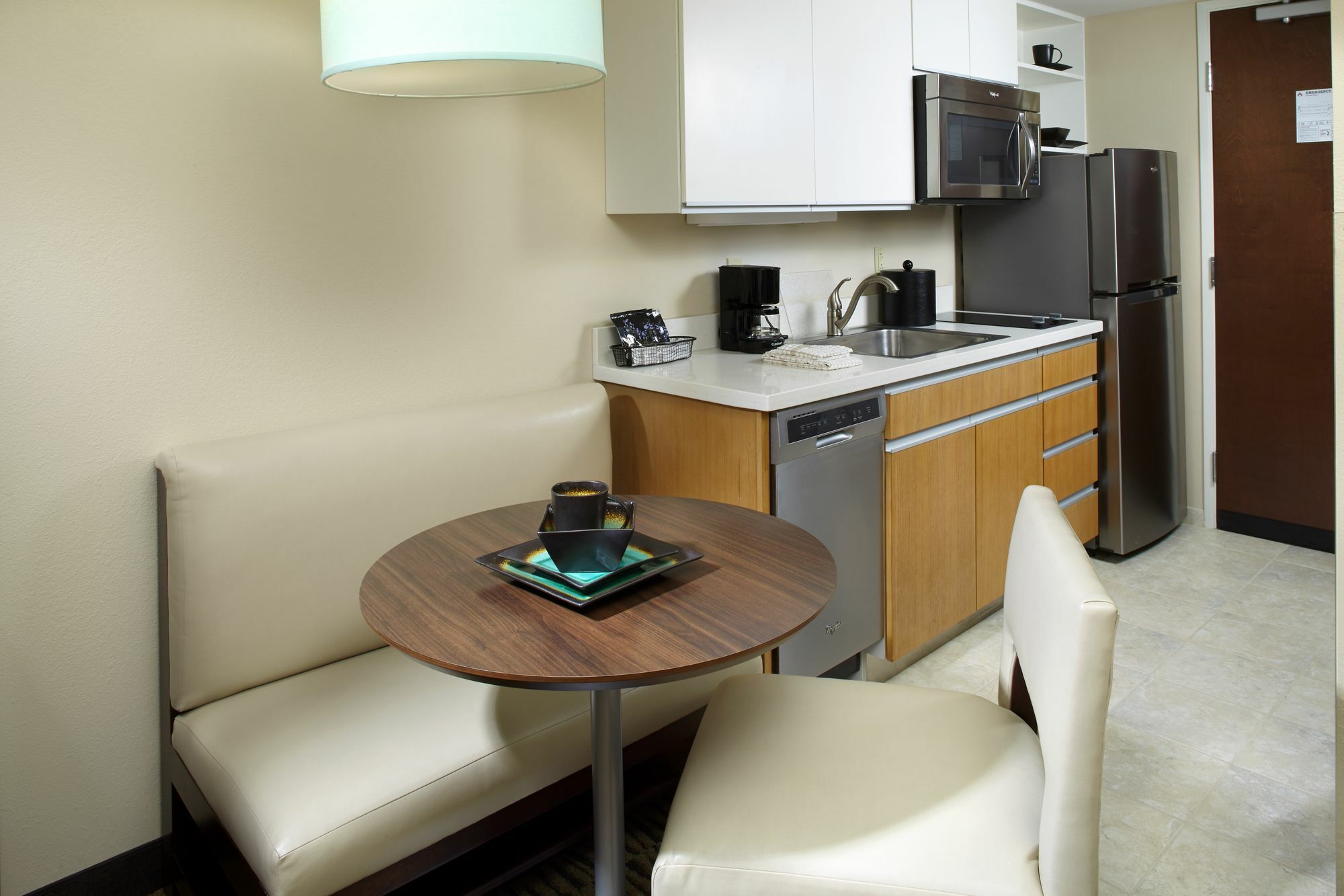 Hawthorn Suites By Wyndham Wheeling At The Highlands Triadelphia Exterior foto